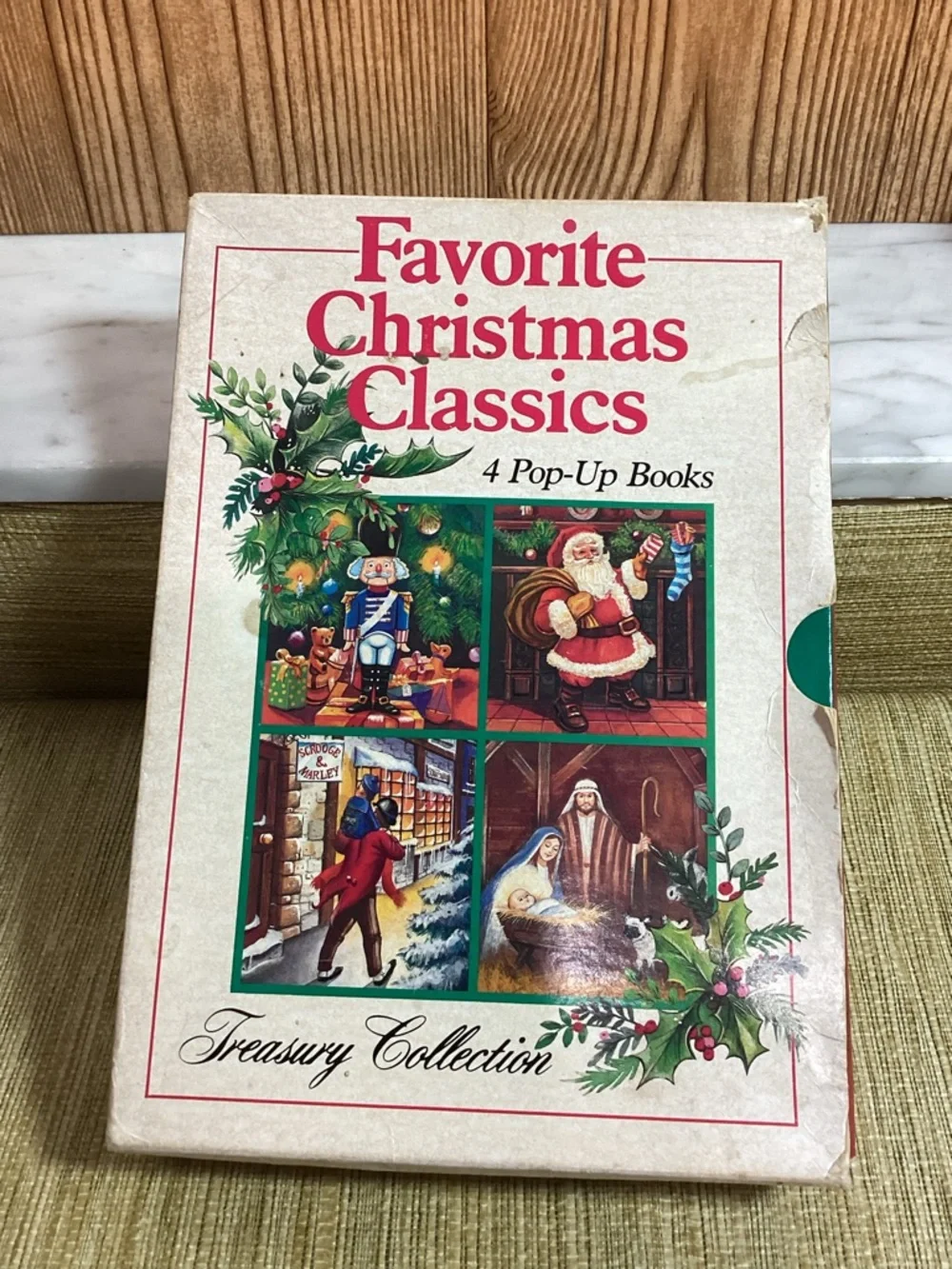 Vintage 1989 Favorite Christmas Classics Treasury Collection 4Pop Up Books